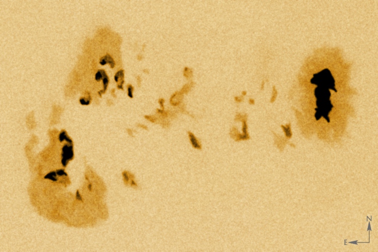 NOAA 10776, groupe de taches solaires